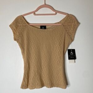 Y2K ANXIETY CAFE Tan Lace Cap Sleeve Fitted Stretch Baby Top NWT Size Small